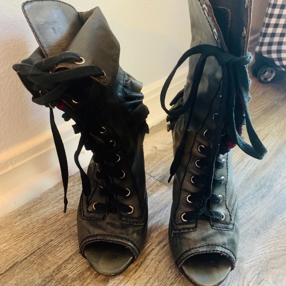 Grey open toe bootie pink inside